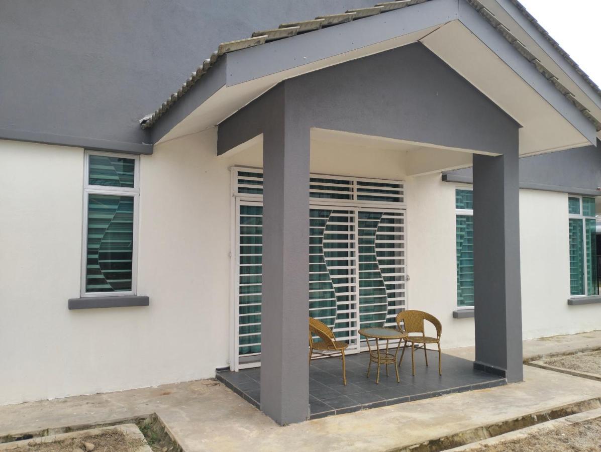 D'Sara Homestay Fully Furnished 3 Bedrooms All Aircond 2 Miles Centre Chukai Kültér fotó